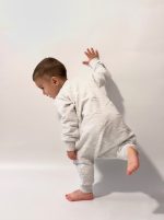 Ολόσωμη φόρμα με φερμουάρ - Image 2