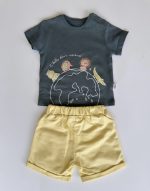 Σετ με κοντομάνικο μπλουζάκι & σορτς. - Image 2