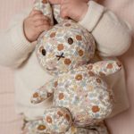 LITTLE DUTCH. Υφασμάτινη κούκλα Miffy Vintage Little Flowers all over 35cm - Image 5