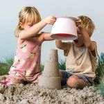 Quut. Κουβαδάκια για πύργους στην άμμο Cherry/ Banana Pink QU172857 - Image 9