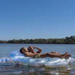 SunnyLife- Lie On Float Burger Boy - Image 2