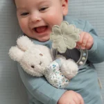 LITTLE DUTCH. Υφασμάτινη κουδουνίστρα με κρίκο Miffy - Lucky Leaves GRS - Image 4