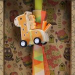 Λαμπάδα Ζωάκι με ρόδες ξύλινο - Καμηλοπάρδαλη - Image 3