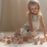LITTLE DUTCH. Σετ ξύλινα τουβλάκια Fairy Garden FSC - Image 4