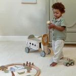 LITTLE DUTCH. Ξύλινο τροχήλατο Λιονταράκι Safari Friends FSC - Image 11